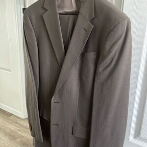 Kenneth Cole brown wool suit 42L 34 waist